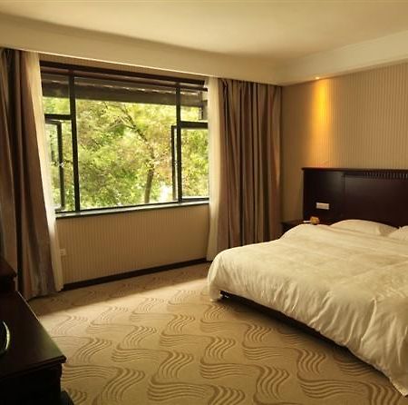 Yangshuo Hua Xiang Man Ting West Street Hotel ห้อง รูปภาพ